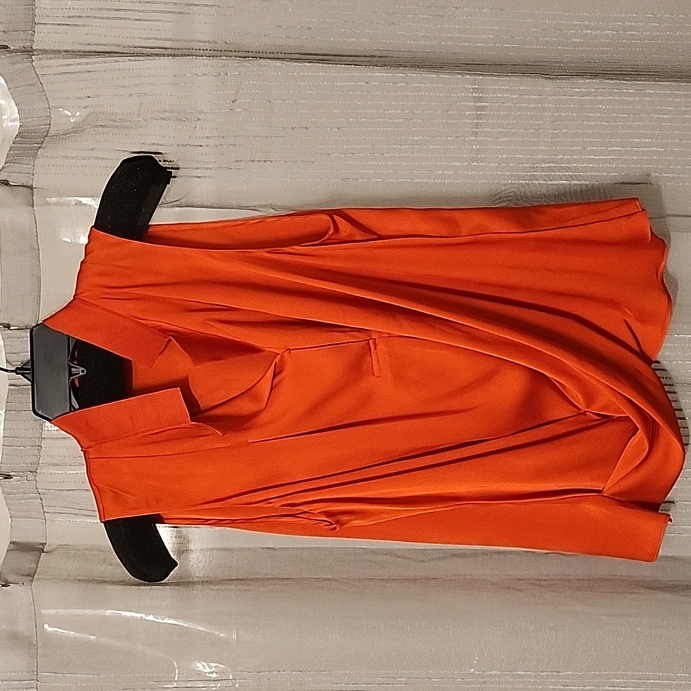 Elie Tahari new red silk sleeveless blouse